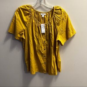 Mustard short sleeves shirt